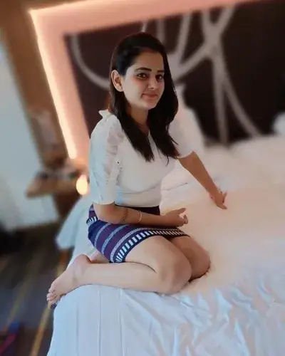 Escort Service In Pauni